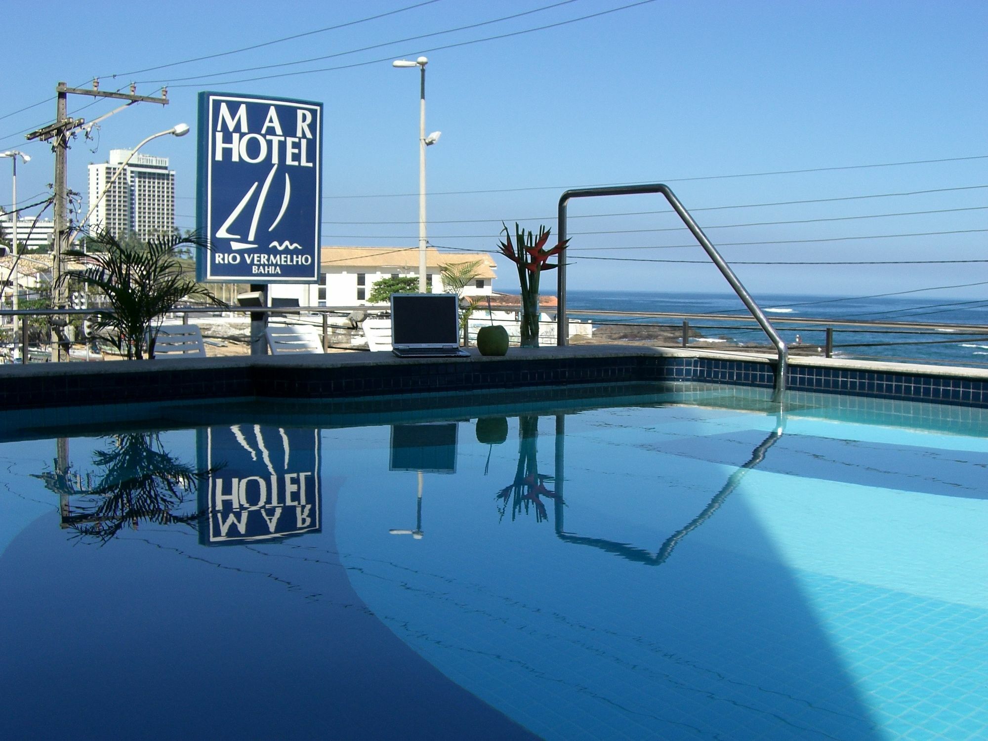 Hotel Rede Andrade Mar - Rio Vermelho 3*